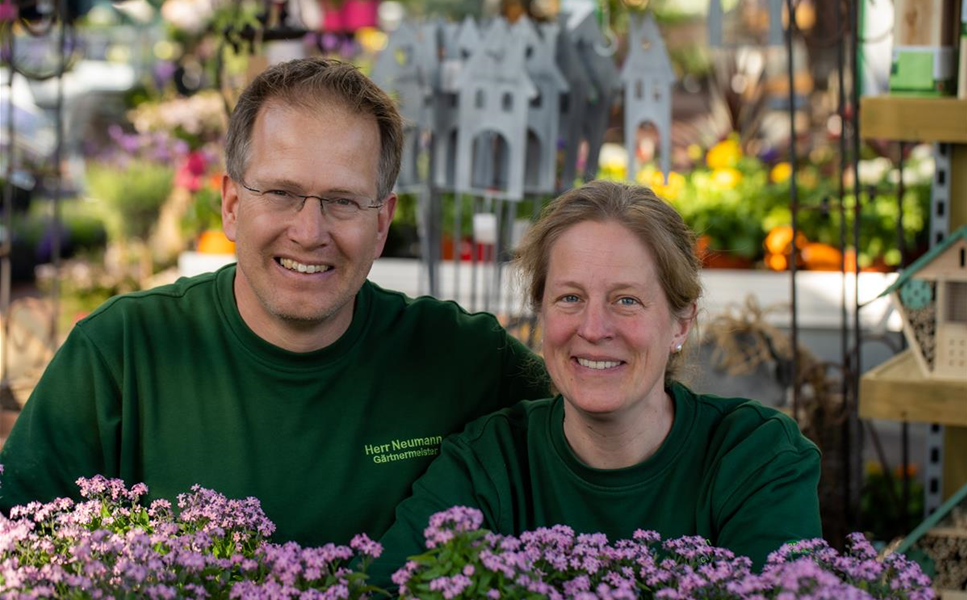 HERZLICH WILLKOMMEN! - IN NEUMANNS GARTENWELT HERZLICH WILLKOMMEN! - IN NEUMANNS GARTENWELT